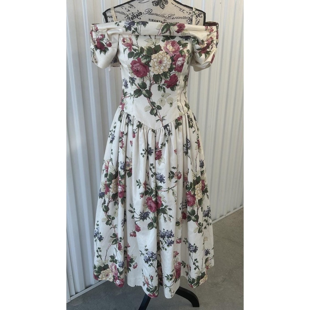 Rose Off-the-Shoulder Dress Polished Cotton 1980s Cottage Core
